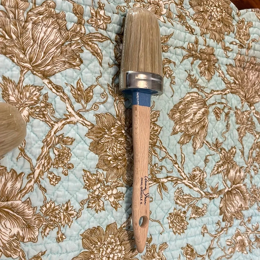 Annie Sloan Small Oval brush